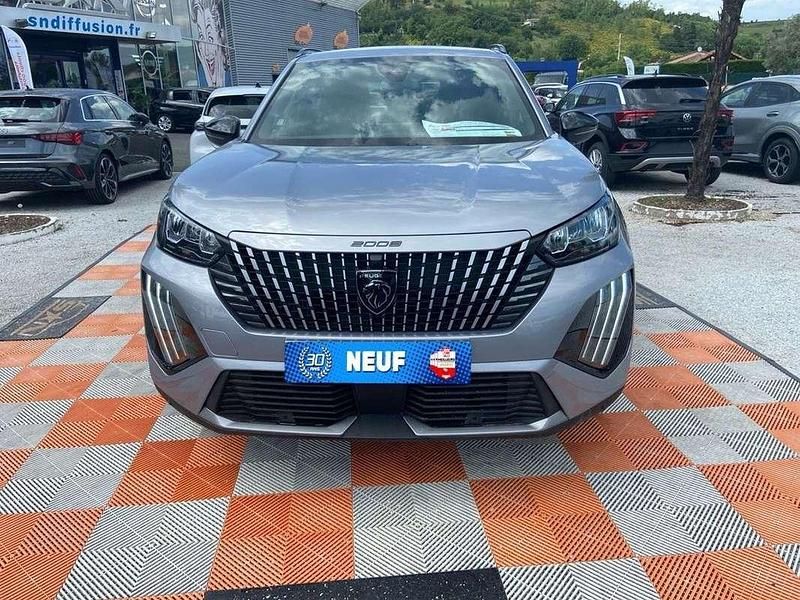Nouvelle Peugeot 2008 Allure 145 ch (106 kW) 2025 Gris artense metal SUV