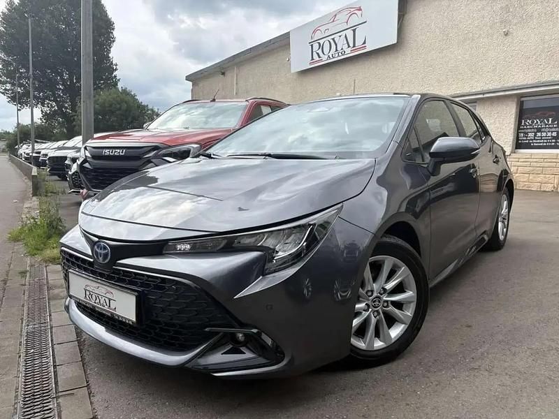 Gris Utilisé 2024 Toyota Corolla Berline | 26 656 € (Prix juste) - Image 1/4