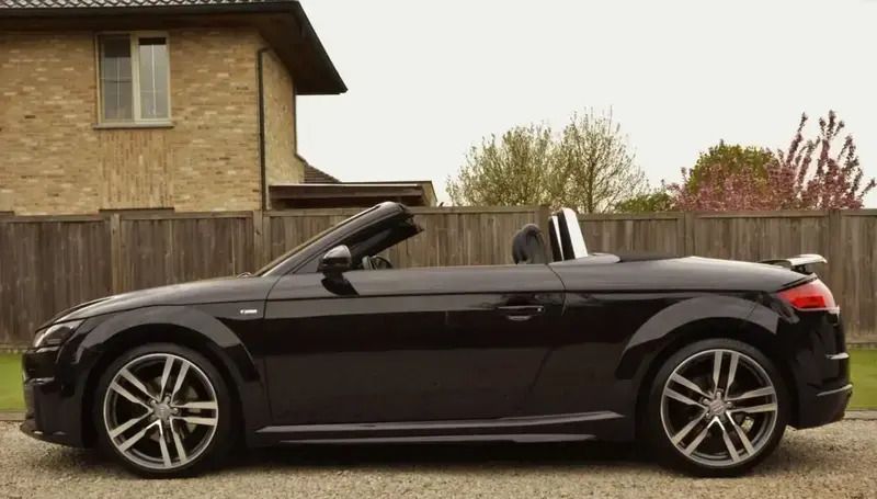 Noir Utilisé 2023 Audi TT Roadster S-Line Cabriolet | 39 950 € - Image 1/4