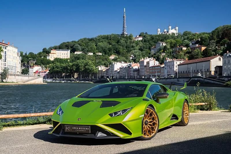 Vert Utilisé 2022 Lamborghini Huracán Coupé | 373 190 € - Image 1/4