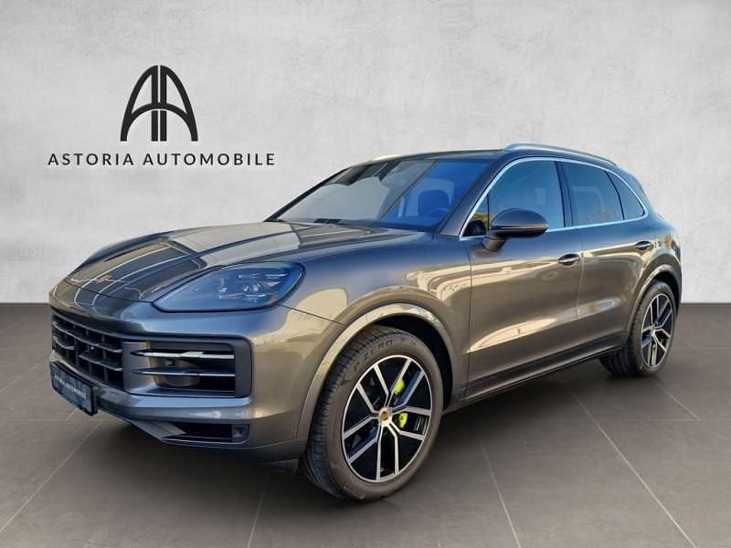 Utilisé 2023 Porsche Cayenne SUV | 90 990 € - Image 1/4