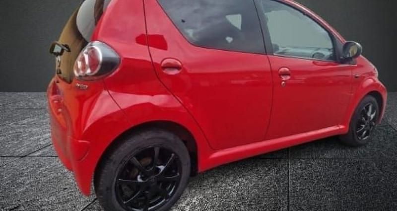 Occasion Toyota Aygo 76 ch (55 kW) 2013 Rouge Citadine