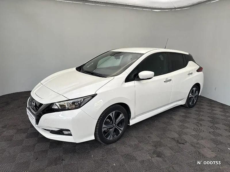 Blanc Utilisé 2021 Nissan Leaf Acenta Citadine | 14 990 € (Prix juste) - Image 1/4