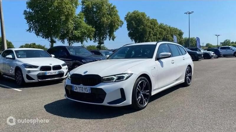 Utilisé 2024 BMW 320e M Sport Break | 47 299 € (Prix cher) - Image 1/4