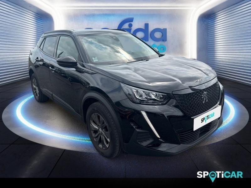 Noir Utilisé 2023 Peugeot 2008 Style SUV | 16 990 € (Bon prix) - Image 1/3