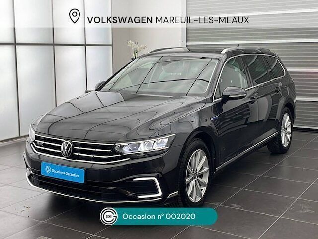 Gris Utilisé 2023 VW Passat GTE Break | 33 490 € (Prix juste) - Image 1/4