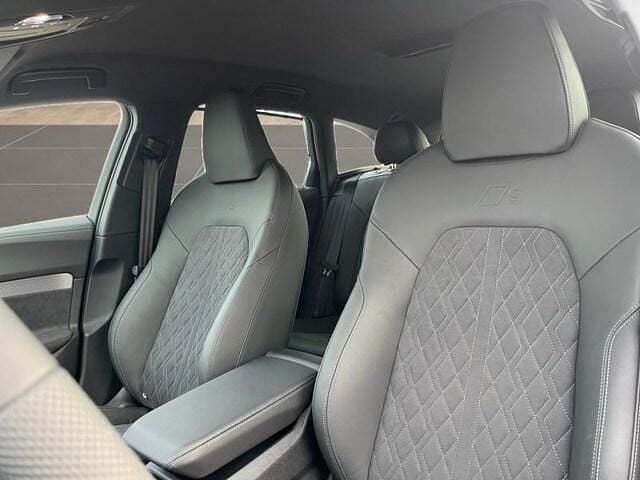 Bleu firmament métallisé Utilisé 2025 Audi A5 Design Coupé | 72 980 € - Image 1/4