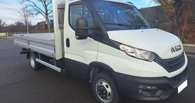 Nouvelle 2024 Iveco Daily | 55 800 € (Prix juste) - Image 1/4