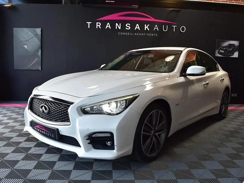 Blanc Utilisé 2017 Infiniti Q50 Sport Tech Berline | 11 990 € - Image 1/4
