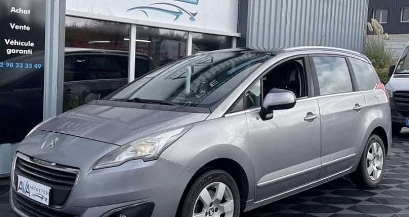 Utilisé 2015 Peugeot 5008 Style Monospace | 11 980 € (Prix assez cher) - Image 1/4