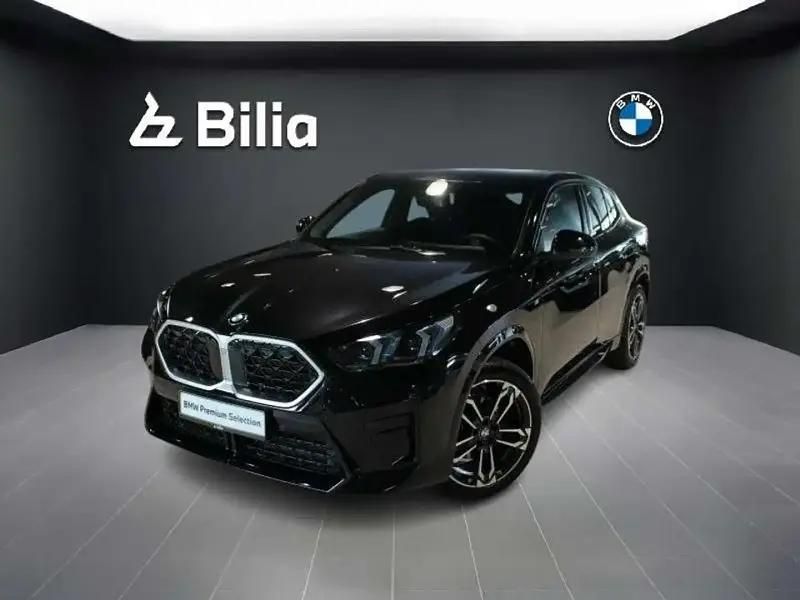 Noir Utilisé 2024 BMW X2 Sport Line SUV | 51 271 € - Image 1/4