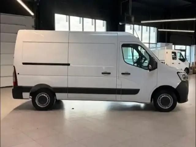 Occasion Renault Master 2024 Blanc minéral Berline