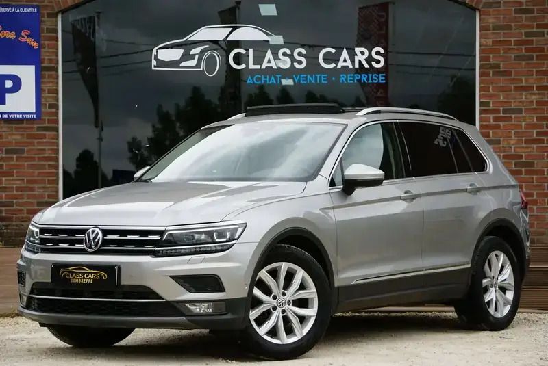 Gris Utilisé 2017 VW Tiguan Highline SUV | 19 990 € (Prix juste) - Image 1/4