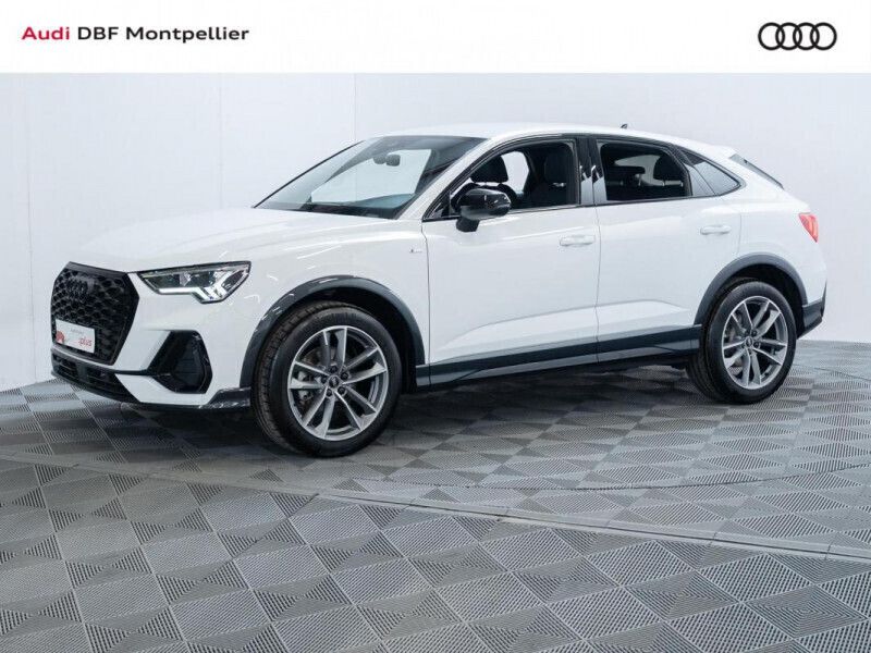 Blanc Nouvelle 2025 Audi Q3 SUV | 52 990 € - Image 1/4