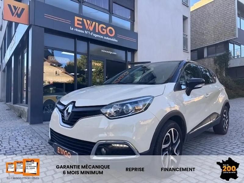 Utilisé 2015 Renault Captur Intens SUV | 9 390 € (Prix juste) - Image 1/4