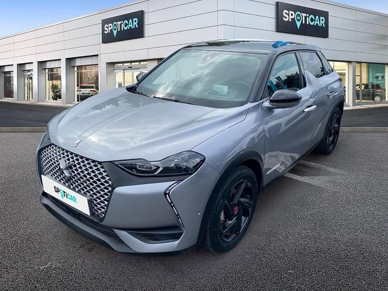 Gris Utilisé 2021 DS Automobiles DS3 Crossback E-Tense Performance Line Plus SUV | 18 669 € (Prix juste) - Image 1/4