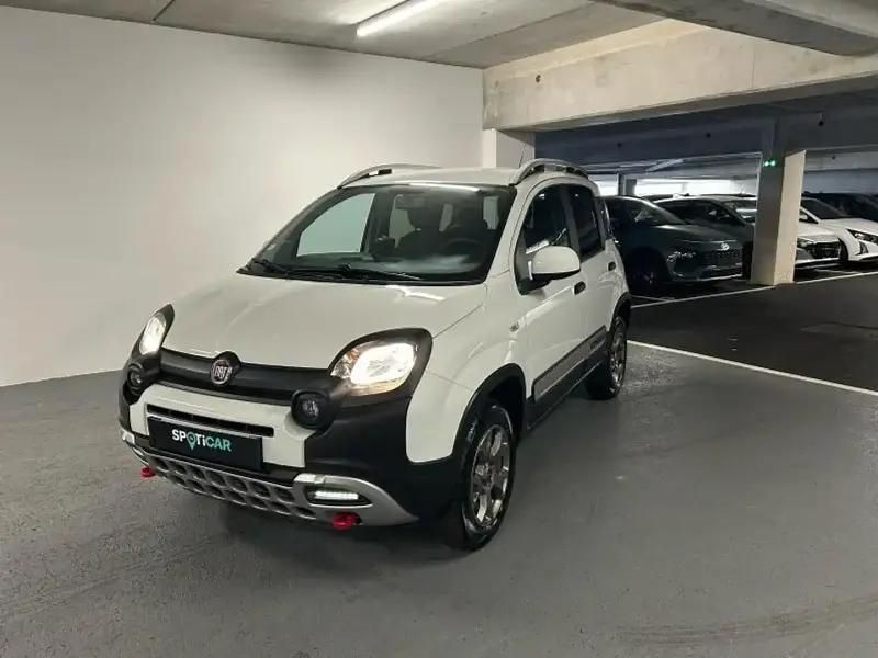 Blanc Utilisé 2020 Fiat Panda Cross Cross Citadine | 17 490 € - Image 1/4