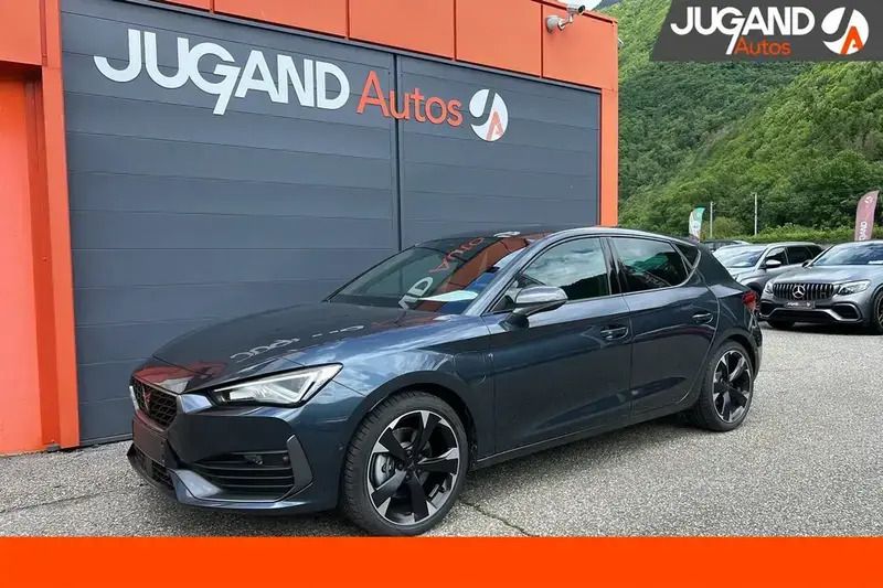 Gris Nouvelle 2024 Cupra Leon Berline | 32 980 € (Prix juste) - Image 1/4