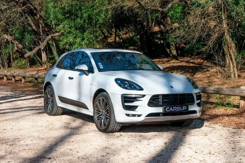 Blanc Utilisé 2018 Porsche Macan SUV | 64 500 € - Image 1/4