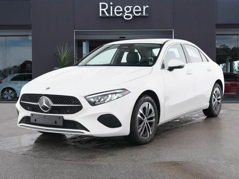 Utilisé 2024 Mercedes A250 Berline | 31 355 € (Bon prix) - Image 1/4