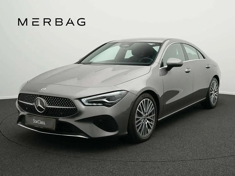 Gris Utilisé 2024 Mercedes CLA180 Berline | 33 323 € (Prix juste) - Image 1/4