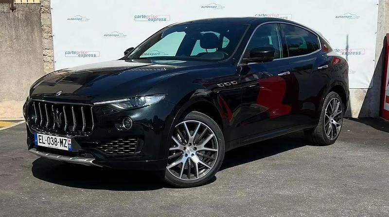 Noir Utilisé 2016 Maserati Levante SUV | 41 900 € (Prix juste) - Image 1/4
