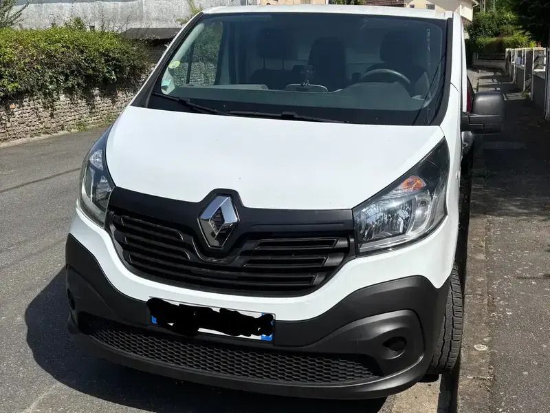 Blanc Utilisé 2018 Renault Trafic Van | 12 500 € (Bon prix) - Image 1/2