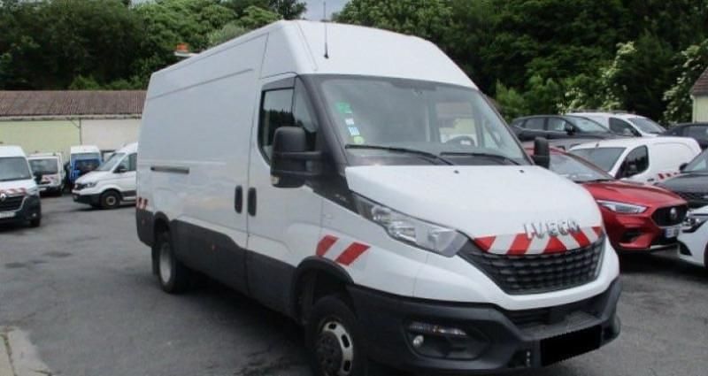 Utilisé 2019 Iveco Daily | 21 588 € - Image 1/4