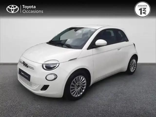 Blanc Utilisé 2023 Fiat 500e Passion Citadine | 14 990 € (Super prix) - Image 1/4