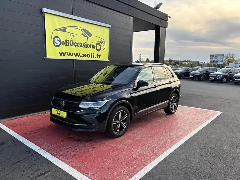 Noir Occasion 2022 VW Tiguan Active SUV | 29 990 € (Prix juste) - Image 1/4