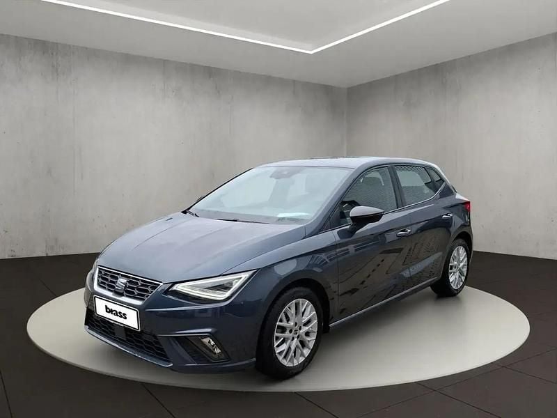 Gris Utilisé 2024 Seat Ibiza FR Berline | 21 980 € (Prix assez cher) - Image 1/4