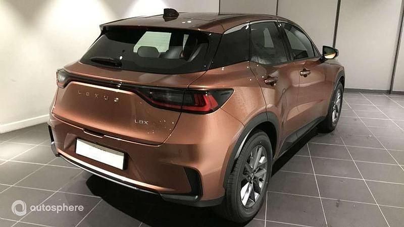 Occasion Lexus LBX Business Edition 92 ch (67 kW) 2025 Brun SUV