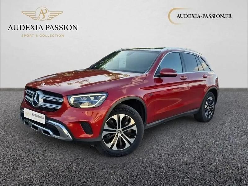 Rouge Utilisé 2020 Mercedes GLC300e Avantgarde SUV | 35 890 € (Super prix) - Image 1/4