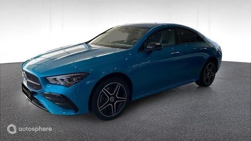 Bleu Nouvelle 2025 Mercedes CLA250e AMG line Berline | 49 900 € - Image 1/4