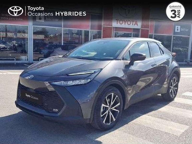 Utilisé 2025 Toyota C-HR Design SUV | 32 990 € (Prix juste) - Image 1/1