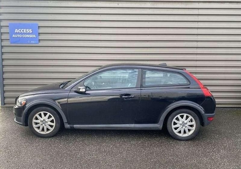 Occasion Volvo C30 Momentum 137 ch (100 kW) 2009 Noir Citadine