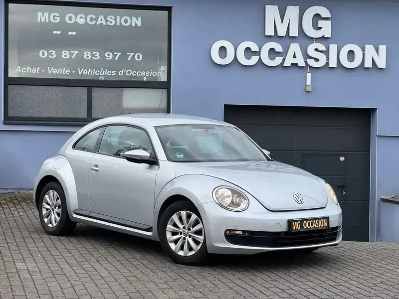 Gris Utilisé 2013 VW Beetle Berline | 9 990 € (Super prix) - Image 1/4