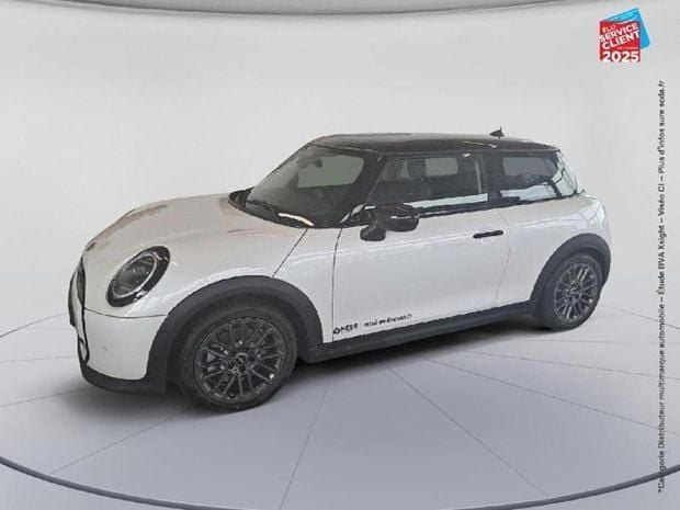 Utilisé 2024 Mini Cooper Classic Citadine | 29 990 € (Prix juste) - Image 1/4
