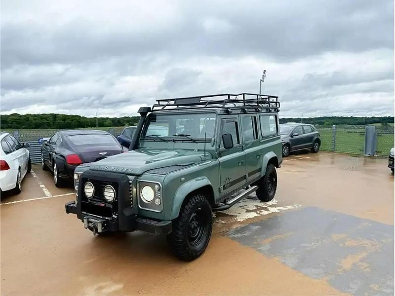 Vert Utilisé 2012 Land Rover Defender SE SUV | 48 500 € (Prix cher) - Image 1/4