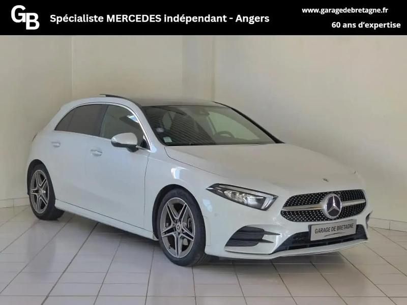 Blanc Occasion 2021 Mercedes A200 AMG line Berline | 30 800 € (Prix assez cher) - Image 1/4