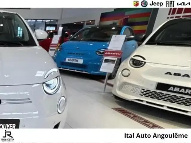 Occasion Fiat 500e Style 69 kW (95 ch) 2025 Ice white pastel Berline