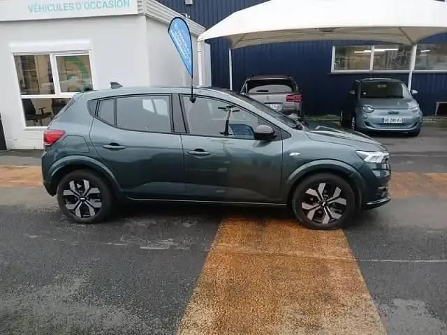 Occasion Dacia Sandero 90 ch (66 kW) 2025 Vert Berline