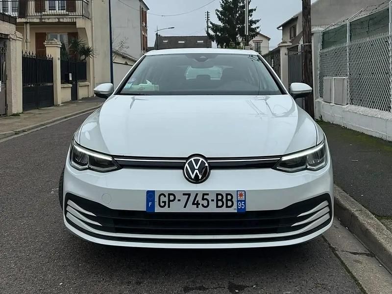 Occasion VW Golf VIII Life 110 ch (80 kW) 2023 Blanc Berline