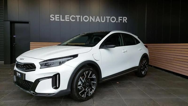 Blanc Occasion 2022 Kia XCeed SUV | 32 590 € - Image 1/4