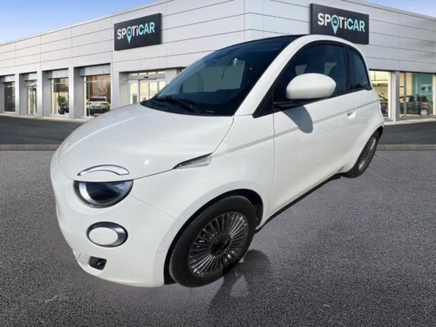 Blanc Utilisé 2022 Fiat 500e Tech | 15 999 € (Prix juste) - Image 1/4