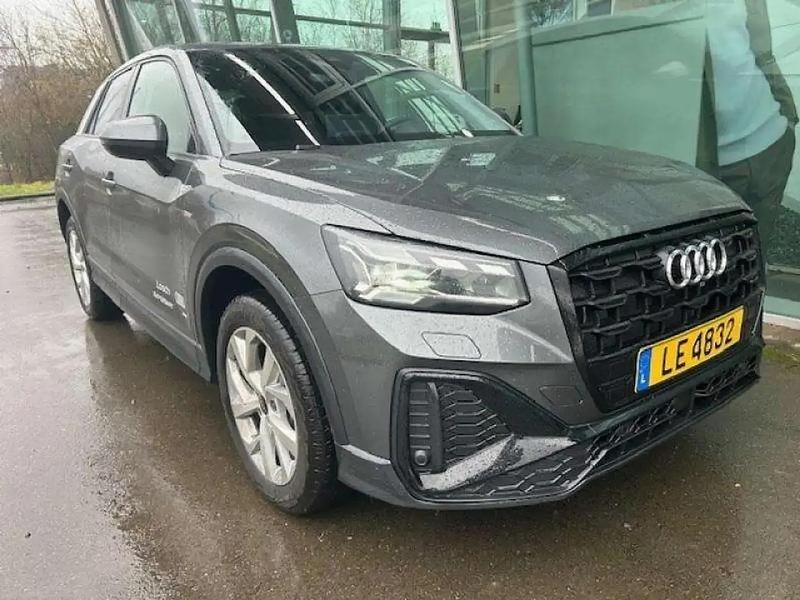 Gris Utilisé 2025 Audi Q2 S-Line SUV | 38 451 € (Prix cher) - Image 1/4