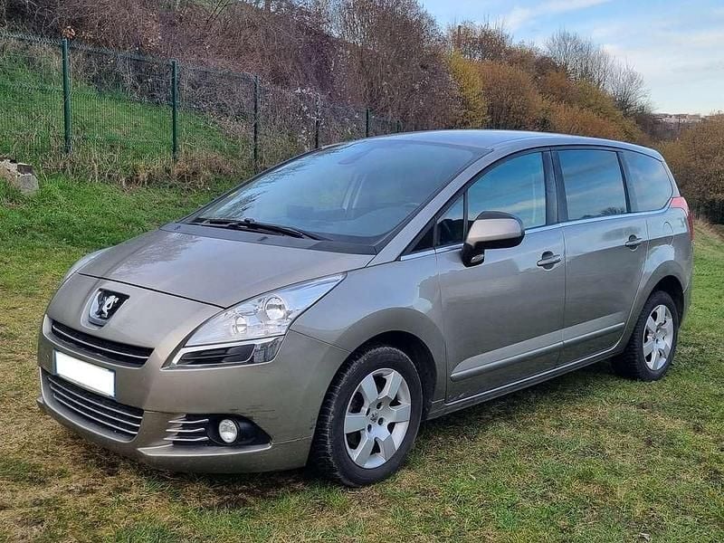 Occasion Peugeot 5008 Business-Line 117 ch (86 kW) 2013 Gris Monospace