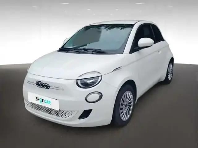 Blanc Utilisé 2022 Fiat 500e Action Citadine | 11 990 € (Prix juste) - Image 1/4