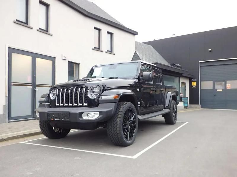 Noir Occasion 2022 Jeep Gladiator Overland Pick-up | 58 500 € (Bon prix) - Image 1/4