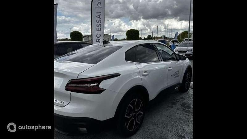 Occasion Citroën e-C4 Shine 100 kW (137 ch) 2024 Blanc Berline